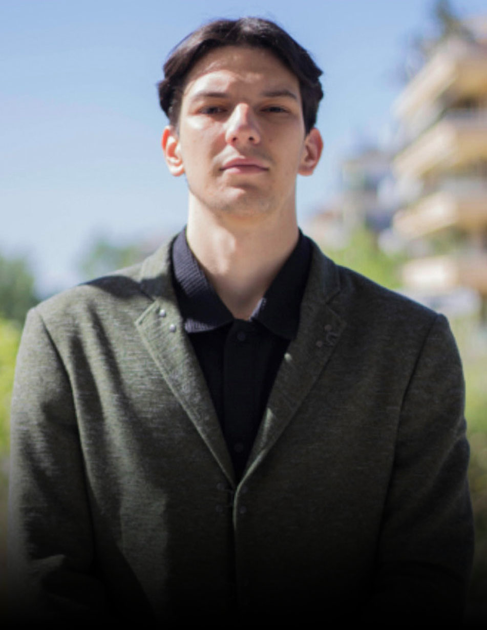 Giannis Michaleas
• Operation Assistant